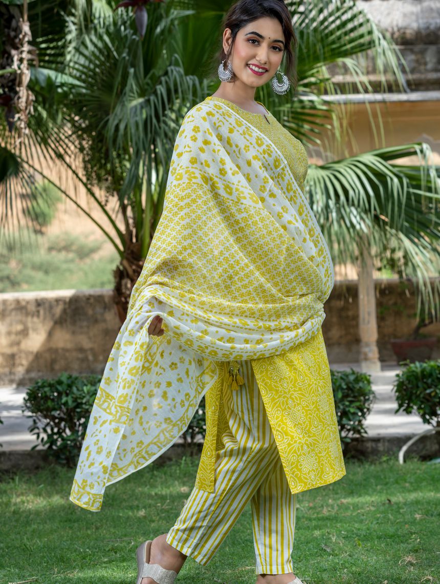Amritsar Shawl Set