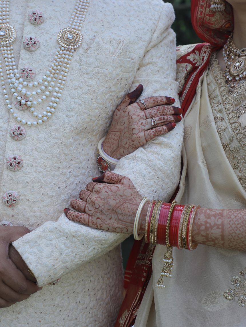 Resham Raat Zari